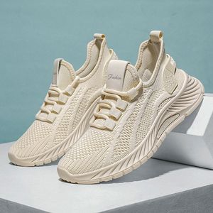 Primavera feminina nova moda lazer esportes único sapato atacado fábrica na moda malha sapatos femininos C63s #