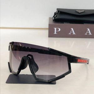 Designer-Sonnenbrille, weißes Visier, roter Streifen, Herren- und Damen-Fahrradbrille, Herrenmode, polarisierte Schild-Sonnenbrille, Outdoor-Sport, Laufbrille mit Paket1