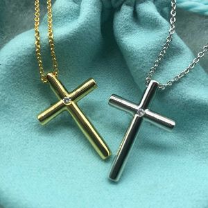 Designer tiffay and co S925 Sterling Silver Cross Necklace for lovers mens minority fashion trend simple versatile clavicle chain