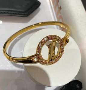Модный браслет-подвеска роскошного качества с цветочным дизайном из 18-каратного золота и серебра, серьги-гвоздики, ожерелье с штампом в коробке PS3200B
