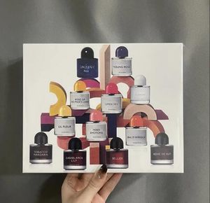 香BYREDO 12PCSミニ香水セットブランシュオープンスカイタバコマンダリンヤングローズスペースレイジオーセノーマンズランド香水50mlフレグランススプレーパルファム持続