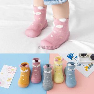 First Walkers Autumn and winter new baby soft sole shoes for small child high density and warm indoor floor socks 240315