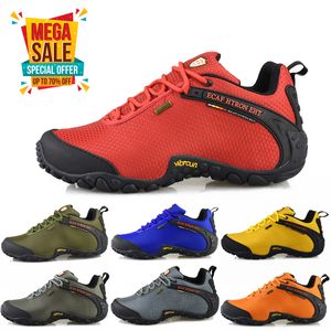 2024 Athletic Shoes Mens Lightweight Male Breattable Sports Shoes Low Gym Shoes Cut Lämpliga för utomhusvandring Walking och Designer Shoes Sneakers