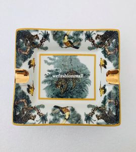 Dobra jakość ceramiczna wzór zwierząt cygaro popielniczka Porcelana Ashtray luksusowy 2 uchwyt cygaro popielniczki domowe dekoracje biurka festiva7066216