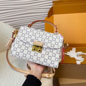 حقائب مصممة فاخرة Croisette Women Handbag Messenger Counter Bag Damier Macrame Flap Plaid Tassel Handel Fashion Lady Hobo Bags 240315