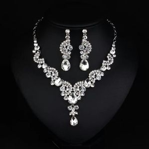 Luxury Crystal Rhinestone Halsband smycken sätter brudhalsband och örhängen för prom -tävlingsfest bröllop en9208096509