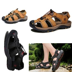 2024 Designer Sandal Mężczyźni Slajdy Czarna platforma Slipper Summer Flat Comfort Beach Pool 38-48 GAI