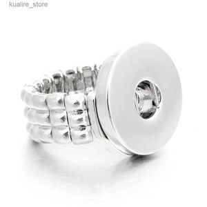 Cluster Rings 10PCS Wholesale Elastic Snap Ring Jewelry DIY 18mm Metal Snaps Button Ring For Women Fashion Jewelry L240315