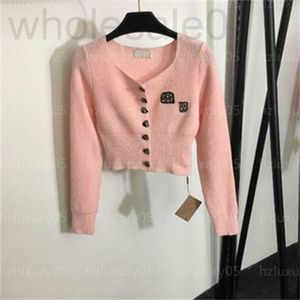 Women's Sweaters designer Womens Designer Sweater Women Cardigan Slim Fitting Thin Knit Top Beaded Letter Chest Badge Round Neck Long Sleeve Knitted Jacket SOX1