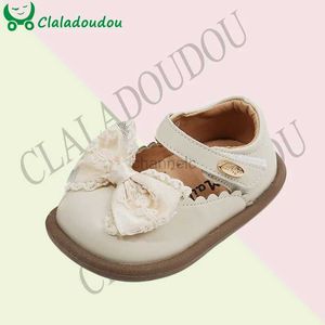 First Walkers Claladoudou girls first bucks for spring autumn 2024 cute princess shoes with lace with butterflies knot with soft sole 240315