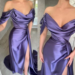 Glamourous Satin Prom Dresses Pearsl Off Shoulder Purple Evening Gowns Gleats Ruches Slit Formal Long Special Endan Party Dress YD