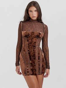 Casual Dresses Mozision Hollow Out Sheer Lace Sexig Mini Dress for Women Autumn Winter Velvet Long Sleeve Bodycon Club Party Elegant