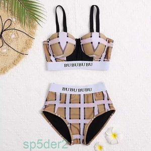 Designer Hot Sell Bikini Woman Sense Beach Swim Wear Summer Suit Sexig Sling Strap Bur Design Mönster Plaid Swimsuit Högkvalitativ kvinnor UQCJ