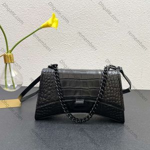 2024 Mulheres Downtown Bolsa de Ombro Crocodilo em Relevo em Preto Flexível Crocodilo Em Relevo Bezerro Preto Matte Hardware Sacos Crossbody com Corrente 23cm com Caixa