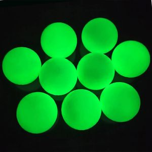 Golf Night Glow Balls absorberar automatiskt ljus och belyser nattgolffluorescerande boll 10st 240301