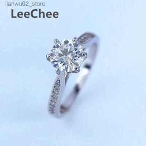 Wedding Rings 0.5CT 1CT Womens Anniversary Gift Mosonite Ring Authentic 925 Sterling Silver VVS 5MM 6.5MM Laboratory Diamond Fine Jewelry Test Passed Q240315