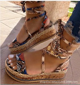 Сандалии, большие летние сандалии 2020, новые женские сандалии с ремешком на щиколотке, женская обувь с римскими змеями и блестками на толстой подошве J240315