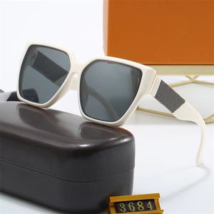 óculos de sol homens óculos de sol quadrados senhoras óculos de sol tons designer europeu e americano moda armação de metal coração design lente multi cor lunette soleil