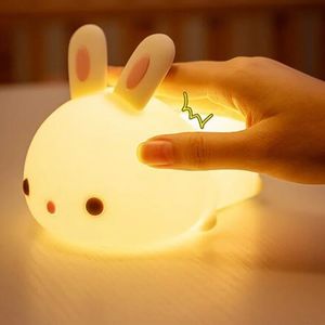 Touch Sensor RGB LED Rabbit Night Light 16 Färger USB Laddningsbar Silikon Bunny Lamp för barn Baby Toy Festival Gift 240301