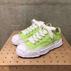 2024 Maison Mihara Yasuhiro Una sorta di pasticceria disciolta Scarpe con suola spessa Cimosa grezza Scarpe da tavola in tela Scarpe di nicchia di Shawn Yue Original Mmy 75