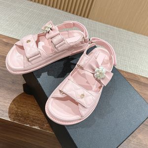 Sandali classici da donna Designer Lychee Scarpe da spiaggia in pelle di vacchetta Sandali con plateau e strass Bowknot Scarpe casual con perle Rosa Verde Nero Trapuntato Texture Scarpe per il tempo libero