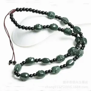 Anhänger Hetian Achtzehn Jünger des Buddha Halskette Grauer Jade-Anhänger Lanyard gewebte schrumpfbare Kette