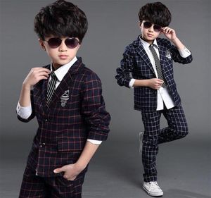 Neue Mode Kleinkind Kinder Jungen Plaid Formelle Party Hochzeiten Smoking Kinder Jungen Anzüge Blazer Jungen Blazer Set213j4092113