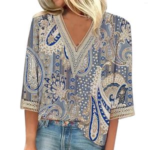 Women's T Shirts 2024 Summer Tops For Floral Printed 3/4 Sleeve V Neck With Lace Trimmed Cuffs Vintage Graphic Tees Streetwear