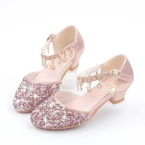 Модная детская кожаная обувь, летняя обувь принцессы с блестками, сандалии на высоком каблуке с кристаллами, детская обувь, платья для девочек, обувь Мэри Джейн для девочек 240312