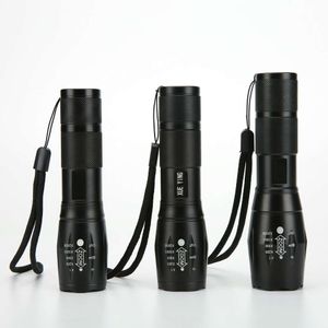 A100 Outdoor LED LED T6 Зарядка Zoom Mini Strong Light Flashlight 991523