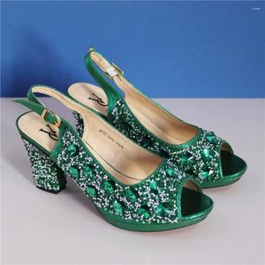 882 Ladies Shoes Sandals Dress Rhinestone 여성 결혼식 이탈리아 하이힐 2024 섹시 플랫폼 펌프 5 Platm 5 5