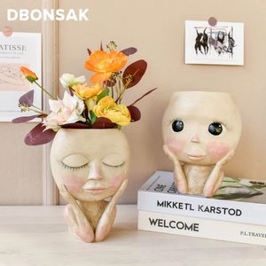 Mänsklig ansiktsvasdekoration Big Eyes Doll Harts Flowerpot Figur Skulptur Hantverk Förvaringsbehållare Flower Arrangement Container 240311