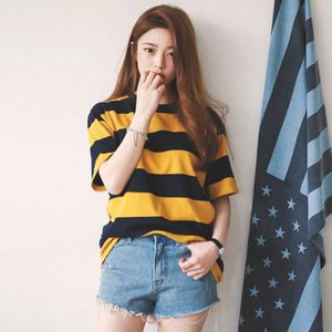 夏の女性服韓国大手ストライプ女性Tシャツ半袖カジュアル用途の多い学生底部のシャツファッション