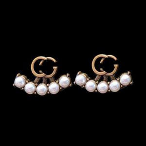 DesignerFashion earrings Letter Metal Pearl Stud Cute Women Gift Pink Vintage Gold Full Diamond Earrings Birthday Love Girl Crystal Jewelry {category}