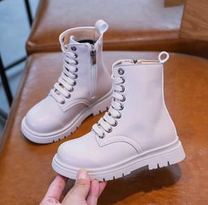 Nya vinter Chelsea Rain Boots för Big Kids Girl Waterproof Pu Leather Martin Boots Fashion Zipper Children High Top Rubber Boots H3101926