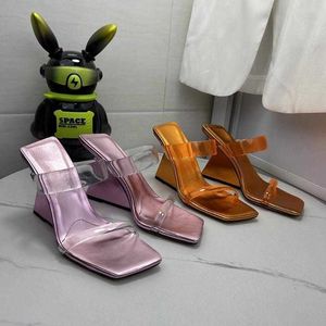 الصنادل امرأة سيدة الشفافة PVC Slippers Mule Slide High High Cheels أحذية مكشوفة من أصحابها من مضخات مصممة فاخرة