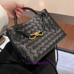 Top-Originalqualität Bottgss Ventss Andiamo Umhängetaschen Online-Shop Schichtrindsledertasche für Frauen Frühling Sommer 2024 neue Mode vielseitig mit echtem Logo