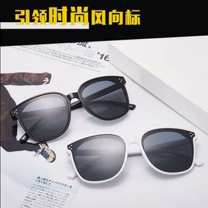 Neue Sonnenschutz-GM-Internet-Berühmtheit für Männer, Damen-Sonnenbrille im gleichen Stil, modische Sonnenbrille mit großem Rahmen