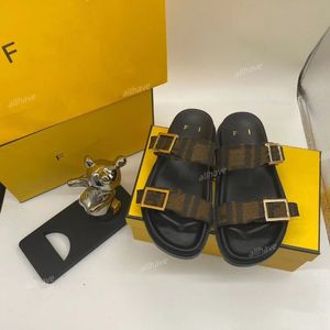 Designer sandal Bom Dia Genuine Leather sandal Slipper summer beach gladiator Mules hasp New womans Flat Slide luxury Designer Sliders sandale