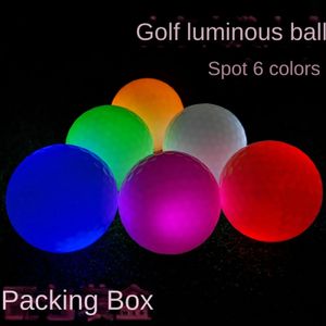 Palline da golf che si illuminano al buioPallina da golf illuminata a LED per sport notturniSuper luminosaColorata e resistente 240301