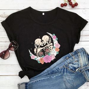 Camisetas femininas beijando esqueletos flores romântico verão moda casual vintage tops