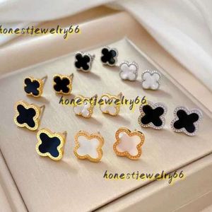 Gold Plated Designer Stud Earring Designer Earrings Jewelry Leaf Clover Jewelry Fashion Charm Women Studs Wedding Gift High Quality 2024