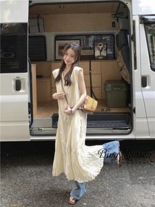 Partykleider Modische koreanische Damen V-Ausschnitt locker und schlank einfarbig plissiert Temperament langer Rock einfaches lässiges ärmelloses Kleid
