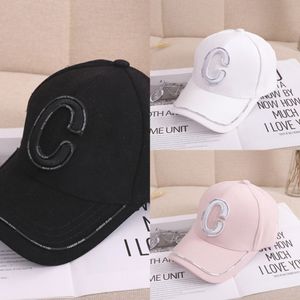 2020 Ny bokstav C Kvinnor Baseball Cap kvinnlig solid utomhusjusterbar broderad Autumn Winter Hats Summer Sunhat Peaked Caps J121348V