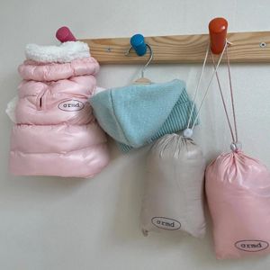 Abbigliamento per cani Giacca in cotone con colletto in pelliccia carino per animali domestici Include custodia Cappotto autunno/inverno Designer di vestiti per cuccioli