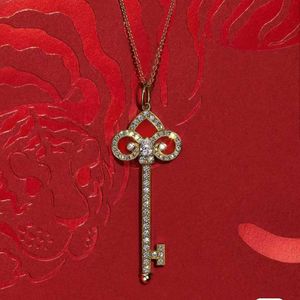 Designer tiffay and co Red Jade Marrow Key Necklace 925 Pure Silver Plated 18K Rose Gold Qianxi Same Style Pendant clavicle Chain