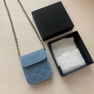 Denim Diamond Check Gold Hardware Chain Strap Counter Coin Base Makeup Bag Hights تحتوي على عبوات