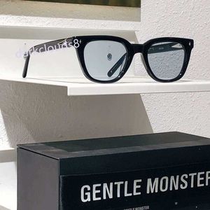 Projektant Gentle Monster Luksusowe okulary przeciwsłoneczne Mężczyźni dla kobiet Klasyka na plażę Ochrona UV Ochrona GM Clear Reading Glass 8fup