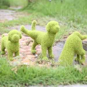 Flocking Puppy Garden Decor Cute Dog Statuetters Green Grass Simulation Decorations Mossy Animal Figurines 240312