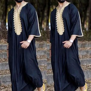 Roupas étnicas homens muçulmanos jubba thobe manga longa bordado islâmico bordado em vúculo de deco